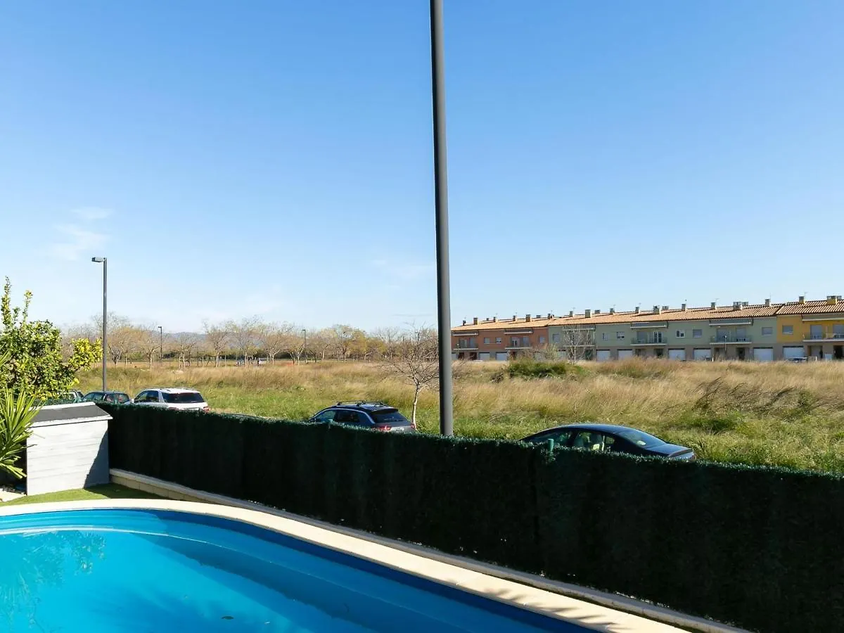 Apartamento Acogedor Con Piscina Y Jardin Privados En Figueres - Es-228-115 0*, Figueres (Girona) Spanien