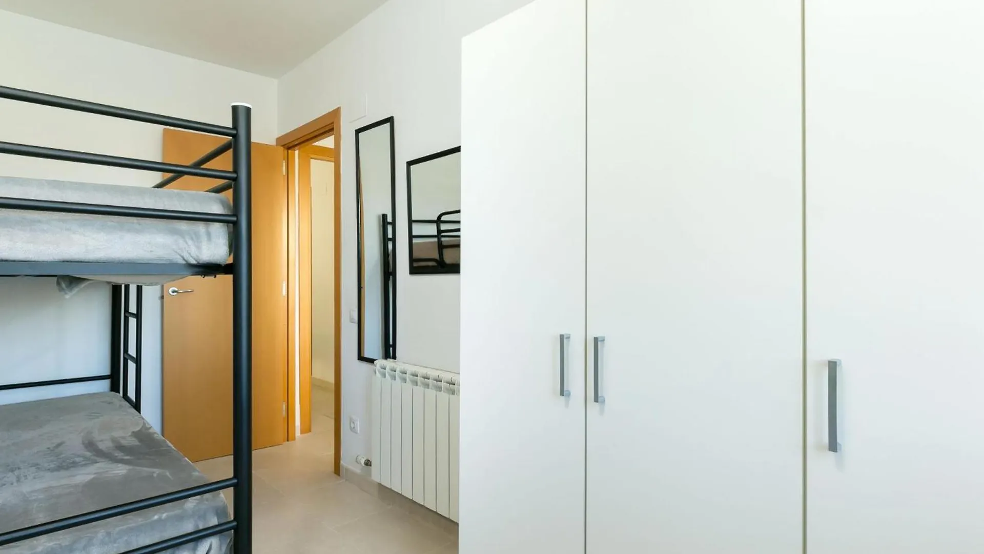 Apartamento Acogedor Con Piscina Y Jardin Privados En Figueres - Es-228-115 Spanien