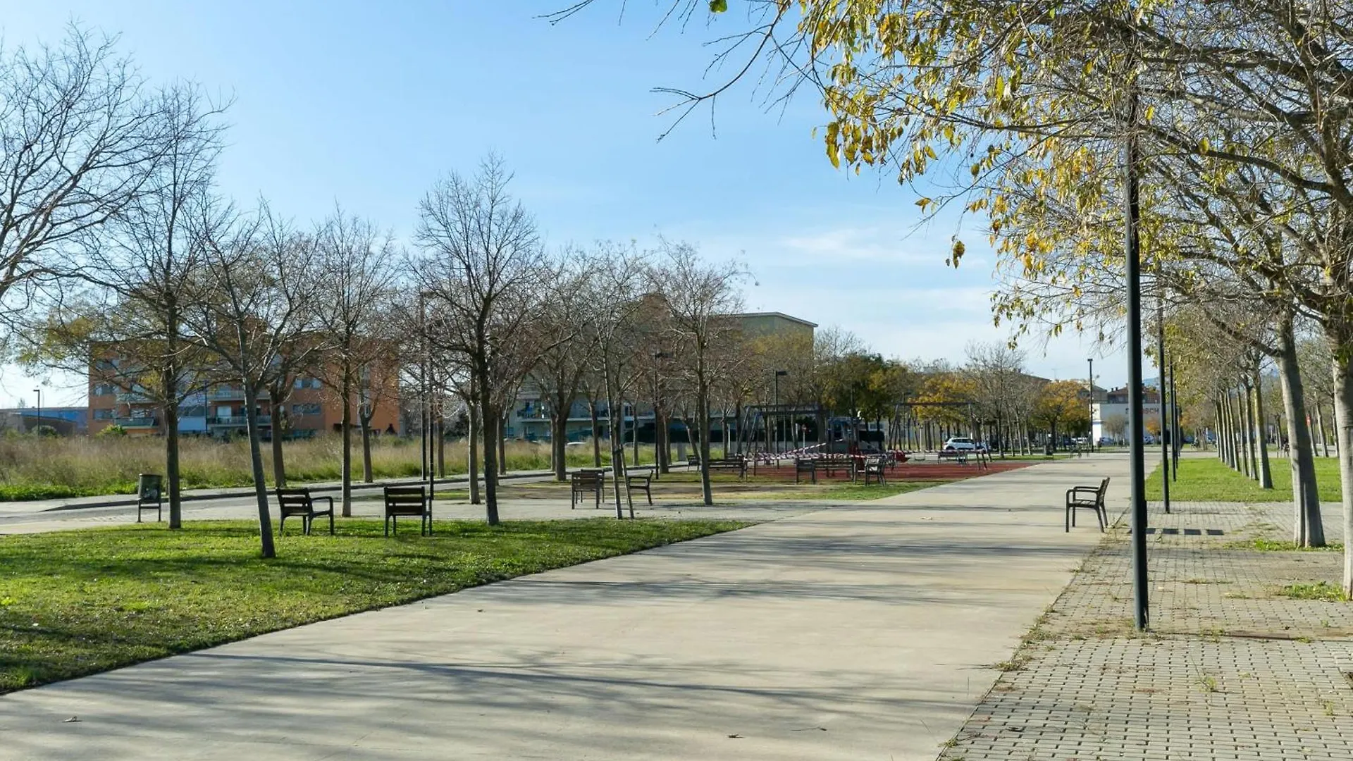 דירה Apartamento Acogedor Con Piscina Y Jardin Privados En Figueres - Es-228-115 ספרד
